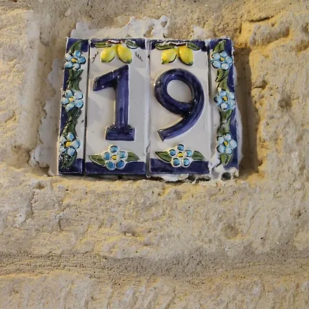 Al Sottano 19 * Bari